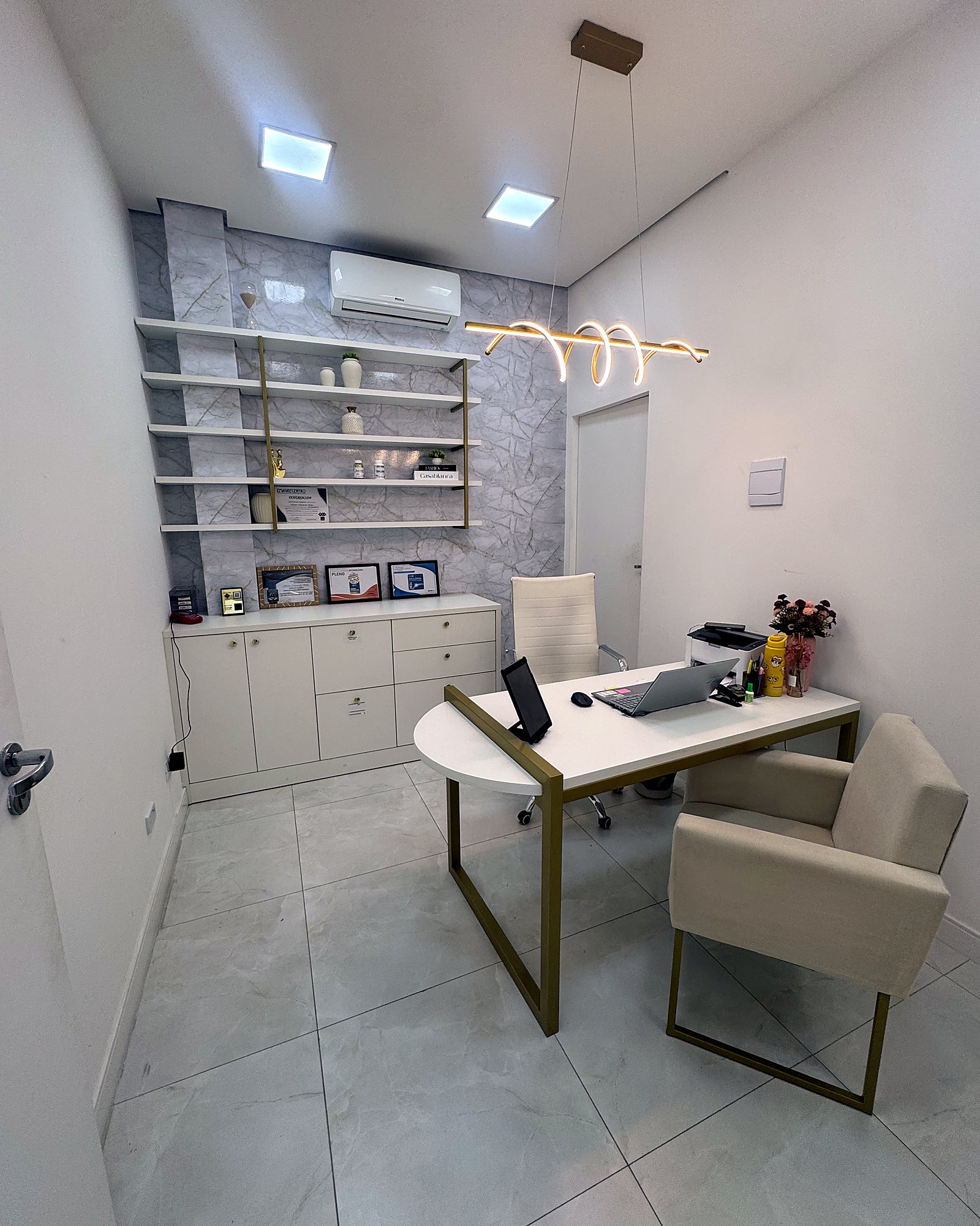 Sala de atendimento individual da clínica